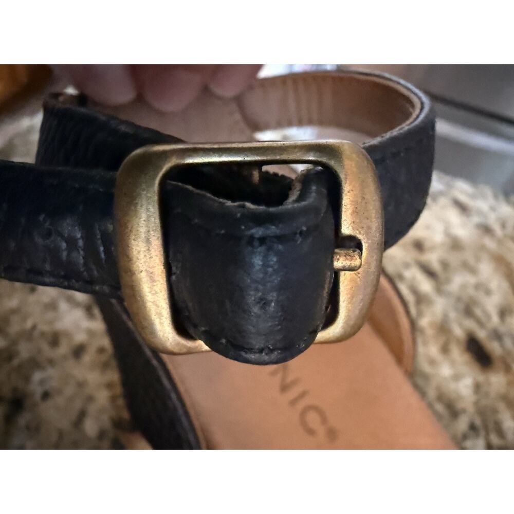 Vionic Orlando Wedge Black Strappy Sandel 7.5 NEW w/o Box - Picture 4 of 9